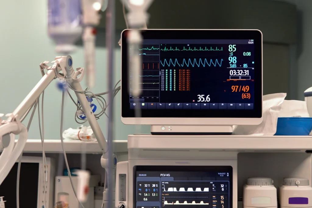 Hospital patient monitor used in hands-on CPR and life support training